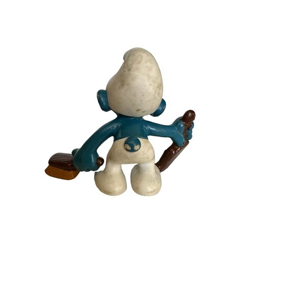 Vintage Smurf Figure with Dustpan 1984 Vintage Schleich - Picture 4 of 7